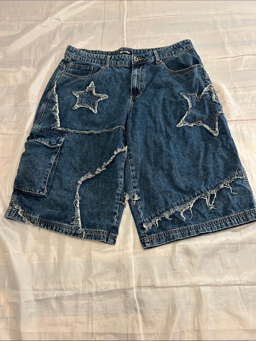 Hot Topic Distressed Star Patch Denim Cargo Shorts - Blue
